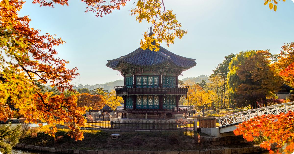 Best Time to Visit South Korea for Fall Colors.jpg