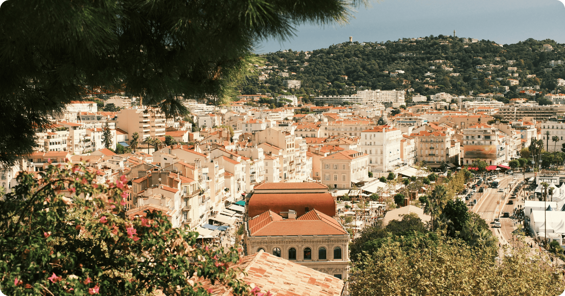 Le Suquet Old Town.png
